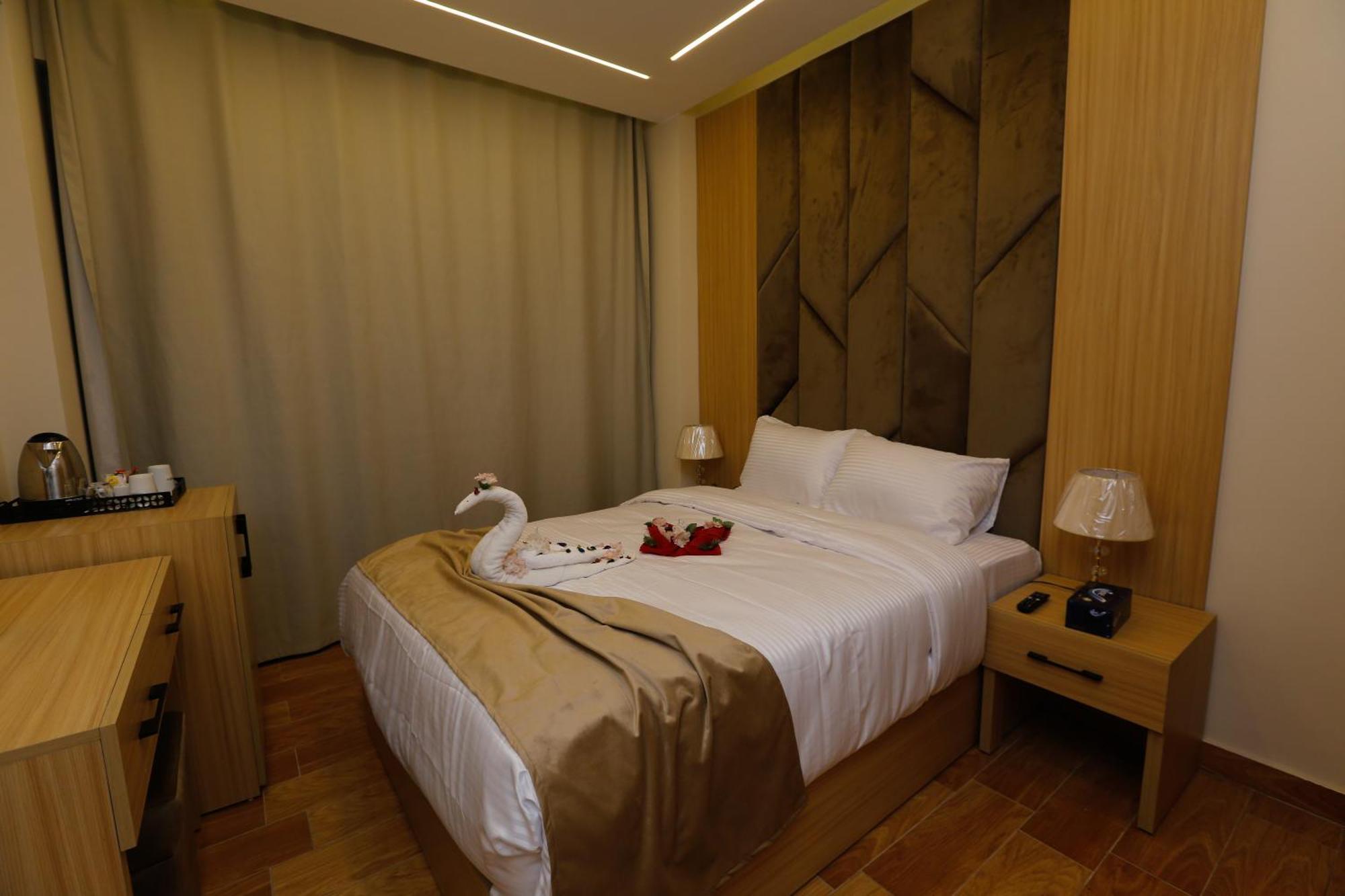 Rizk Pyramids View Hotel Kafrat al Jabal Exterior photo